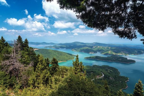 Καθαρά Δευτέρα στην Λίμνη Πλαστήρα