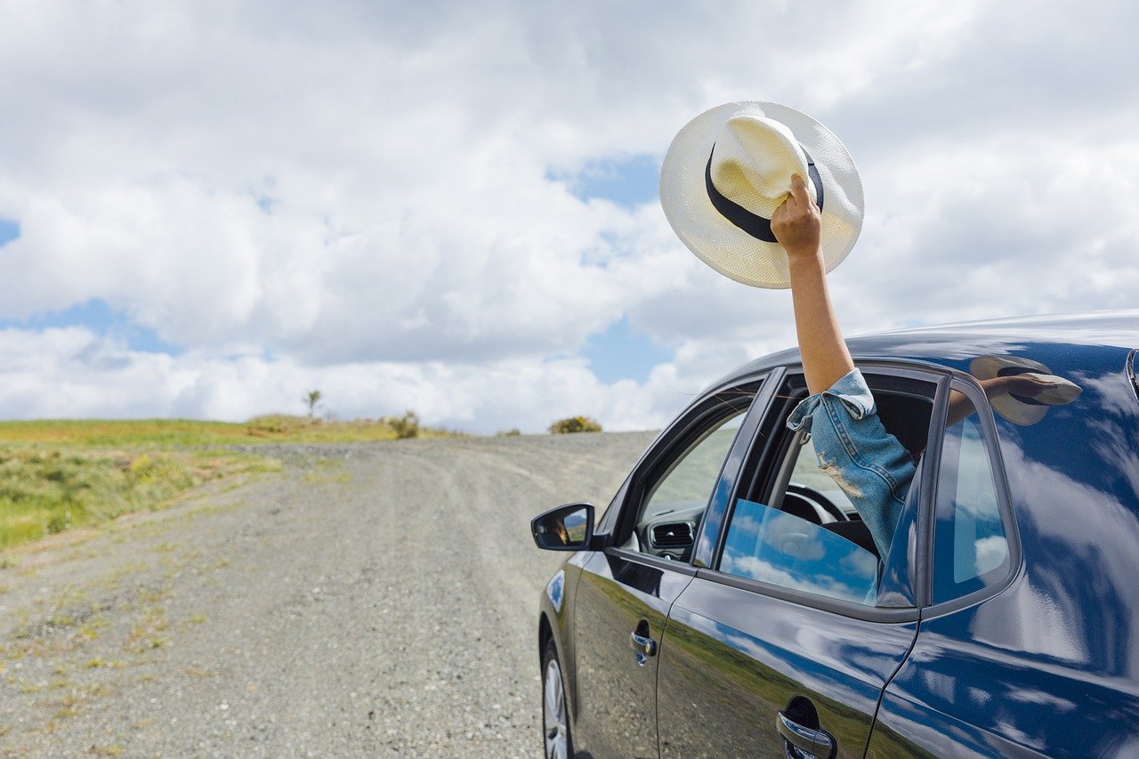 Λατρεύετε τα road trip; 3 διαδρομές με αυτοκίνητο που ίσως δεν είχατε σκέφτει